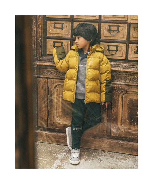 BeBe（ベベ）の「BeBe/ローゲージダブルフェイスショールカラートレーナー(100~150cm)（スウェット・キッズ・グレー/ブルー・150/130/110/140/120/100）」の16枚目の写真