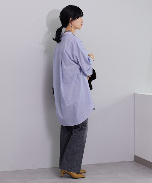 SHENERY（シーナリー）の「バンドカラーストライプチュニックシャツ（シャツ/ブラウス・レディース・ブルー・36/38）」の11枚目の写真