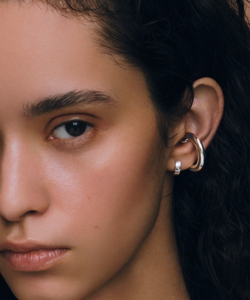 quip queint(クイップクエイント)の「【quip queint】hold hoop pierce QU019(ピアス(両耳用)・レディース・シルバー・FREE)」の1枚目の写真