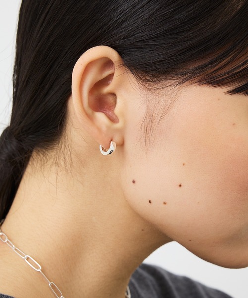 quip queint(クイップクエイント)の「【quip queint】hold hoop pierce QU019(ピアス(両耳用)・レディース・シルバー・FREE)」の7枚目の写真