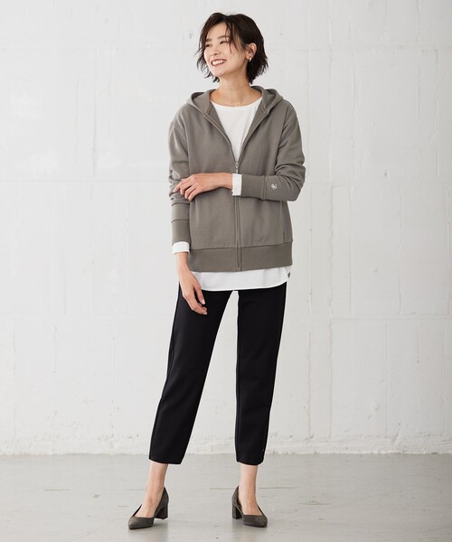 J.PRESS(ジェイプレス)の「【洗える】URAKEフーディー ジップ パーカー(パーカー・レディース・ライトグレー系/ブラウン系/ダルブルー系/ネイビー系・T15/T13)」の9枚目の写真