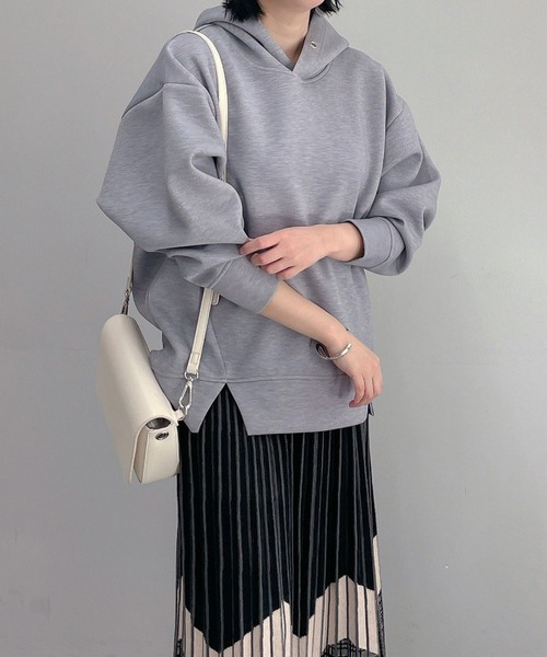 un dix cors(アンディコール)の「きれいめに着られる ライトダンボールパーカー(パーカー・レディース・アイボリー/ブラック/チャコールグレー・FREE)」の1枚目の写真