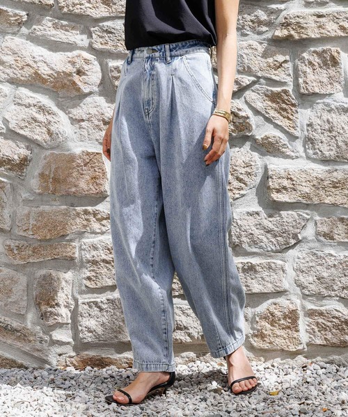 BAYFLOW(ベイフロー)の「カーブジーンズ23SS(デニムパンツ・レディース・サックスブルー/インディゴブルー/オフホワイト/ブラック/ブルー・SMALL/MEDIUM/LARGE/X-SMALL)」の10枚目の写真