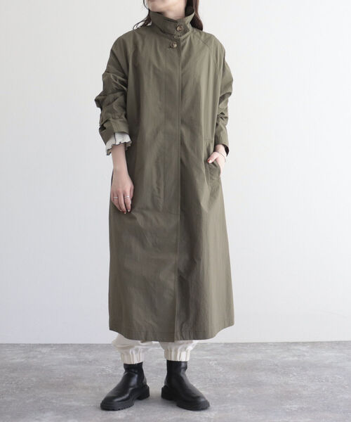 fredy emue（フレディエミュ）の「ナイロンステンカラーコート（ステンカラーコート・レディース・アイボリー/カーキ/ブラック・38）」の17枚目の写真