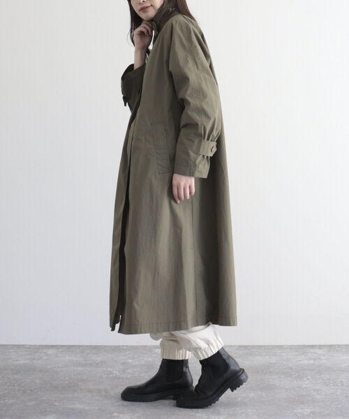 fredy emue（フレディエミュ）の「ナイロンステンカラーコート（ステンカラーコート・レディース・アイボリー/カーキ/ブラック・38）」の20枚目の写真