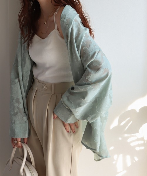 COURO(コウロ)の「花柄ジャガードスタンドカラーシャツ(シャツ/ブラウス・レディース・グリーン/キナリ/ブラック・M)」の3枚目の写真