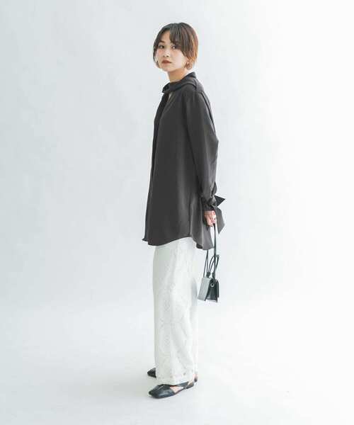 KBF（ケイビーエフ）の「ロングタイシャツ（シャツ/ブラウス・レディース・オフホワイト/チャコールグレー/ブルー系その他・ONE）」の10枚目の写真