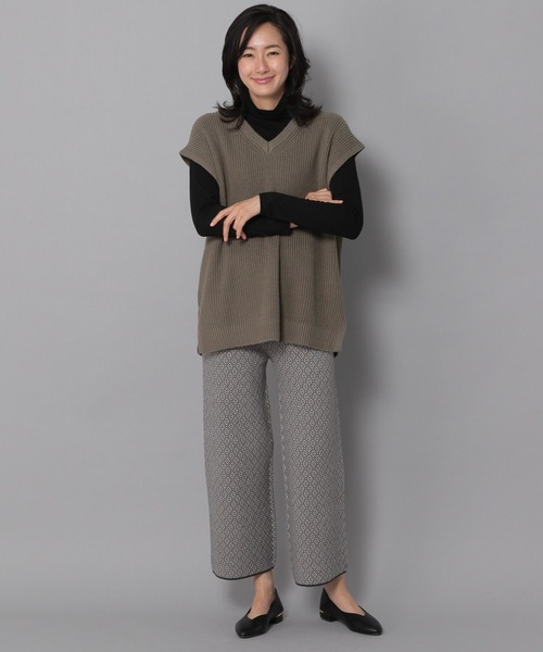 Elura(エルーラ)の「ニットジャガードパンツ(その他パンツ・レディース・ベージュ/ブラック・LARGE/MEDIUM)」の11枚目の写真