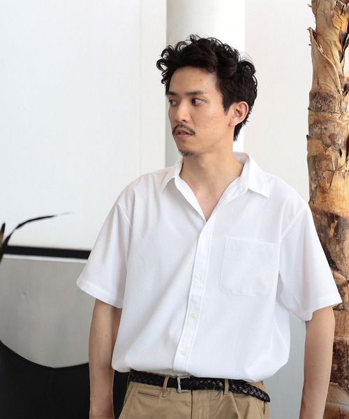 BEAMS（ビームス）の「BEAMS / サッカー ミニレギュラーシャツ（シャツ/ブラウス・メンズ・ネイビー/ホワイト/グレー・S/L/XL/M）」の2枚目の写真