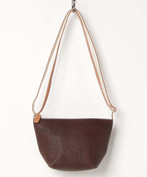 TASINAMI（タシナミ）の「TASINAMI × PR01. / SHOULDER BAG - ショルダーバッグ - (TA-PR-04)（ショルダーバッグ・レディース・カーキ/ブラウン/パープル/ライトオリーブ/テラコッタ/オレンジ/セージグリーン/キャメル/ライトブラウン/グレー/モカ/オリーブ/クリアブラウン/ゴールド/チョコ/グリーン/アッシュブラウン/ダークウッド・FREE）」の3枚目の写真