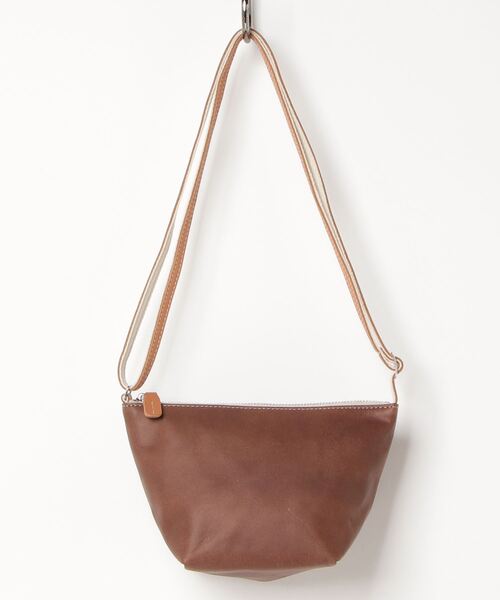 TASINAMI（タシナミ）の「TASINAMI × PR01. / SHOULDER BAG - ショルダーバッグ - (TA-PR-04)（ショルダーバッグ・レディース・カーキ/ブラウン/パープル/ライトオリーブ/テラコッタ/オレンジ/セージグリーン/キャメル/ライトブラウン/グレー/モカ/オリーブ/クリアブラウン/ゴールド/チョコ/グリーン/アッシュブラウン/ダークウッド・FREE）」の8枚目の写真