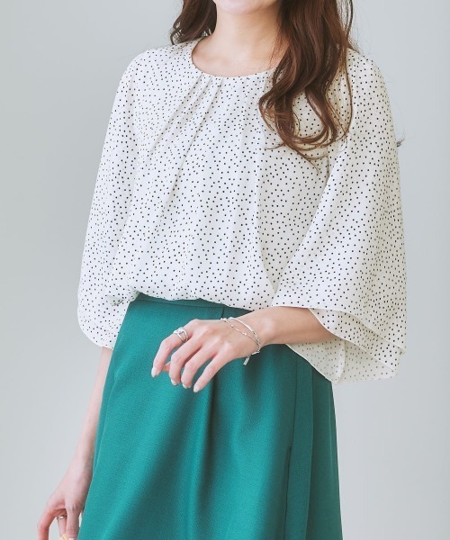 7days Life Styling（セブンデイズライフスタイリング）の「ジョーゼットエアリー7分袖トップス（シャツ/ブラウス・レディース・ライトブルー/ネイビー/ドット/グレイッシュベージュ/ライラック/オフホワイト/ピンク/キャメル/ストライプ/ブラック/ミント/ホワイト×ブラック/マスタード/ピンク系その他/ベージュ系その他・S/M/LL/L/3L）」の15枚目の写真