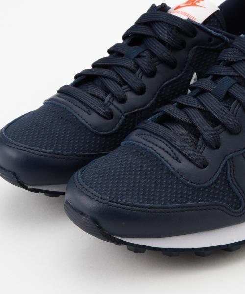 NIKE（ナイキ）の「NIKE / ウィメンズ インターナショナリスト FO (807148）（スニーカー・レディース・ホワイト/ネイビー・23/25/23.5/24.5/24）」の6枚目の写真