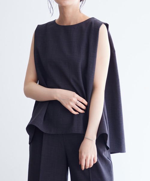 for/c（フォーシー）の「リネンライクノースリブラウス【サスティナブル】（シャツ/ブラウス・レディース・ブラック/チャコール/ベージュ/イエロー・M/L）」の20枚目の写真