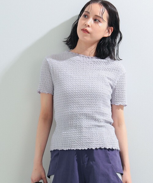 Ray BEAMS(レイビームス)の「Ray BEAMS / シュリンク メロー ボトルネック トップス(Tシャツ/カットソー・レディース・ホワイト/ブラック/ラベンダー・ONE SIZE)」の1枚目の写真