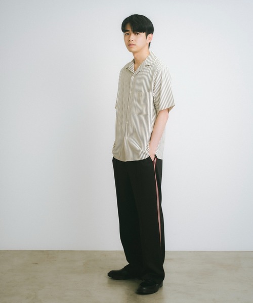 WHIMSIC（ウィムジック）の「【UNISEX】オープンカラーシャツ（シャツ/ブラウス・メンズ・ネイビー/ブラック/アイボリー/ブルー・FREE）」の16枚目の写真