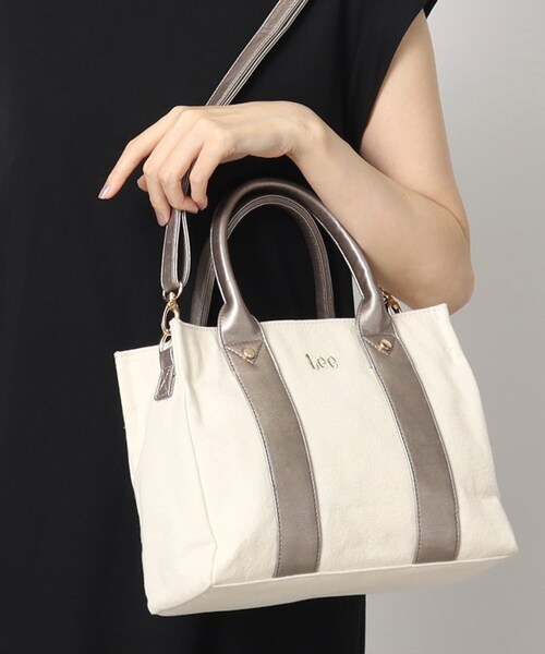 Lee（リー）の「【Lee別注】スクエアキャンバストート（トートバッグ・レディース・ライトベージュ/ガンメタ/ミント/ブラック系1/ブラック系7/ブラック系2/ダークグレー/ブラック/アイボリー系1/アイボリー系6/ベージュ系その他6/ブラック系3・00）」の12枚目の写真