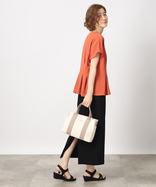 Lee（リー）の「【Lee別注】スクエアキャンバストート（トートバッグ・レディース・ライトベージュ/ガンメタ/ミント/ブラック系1/ブラック系7/ブラック系2/ダークグレー/ブラック/アイボリー系1/アイボリー系6/ベージュ系その他6/ブラック系3・00）」の16枚目の写真