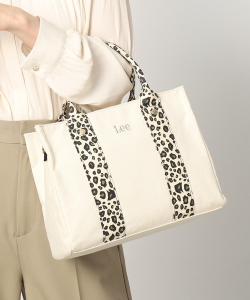 Lee（リー）の「【Lee別注】スクエアキャンバストート（トートバッグ・レディース・ライトベージュ/ガンメタ/ミント/ブラック系1/ブラック系7/ブラック系2/ダークグレー/ブラック/アイボリー系1/アイボリー系6/ベージュ系その他6/ブラック系3・00）」の10枚目の写真