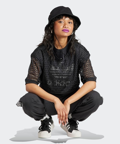 adidas（アディダス）の「ビッグロゴTシャツ / アディダス