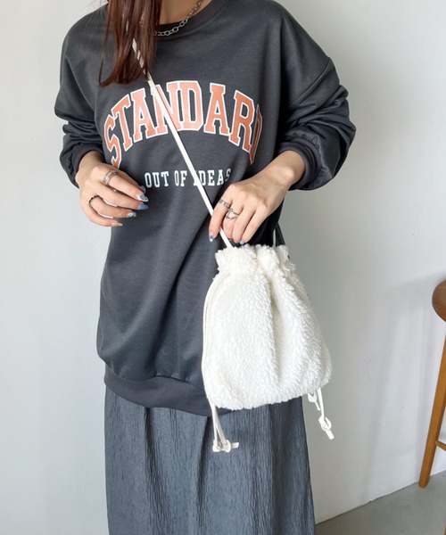 CLEA(クレア)の「ボア巾着ショルダーミニバッグ(ショルダーバッグ・レディース・ブラウン/ブラック/アイボリー・FREE)」の22枚目の写真