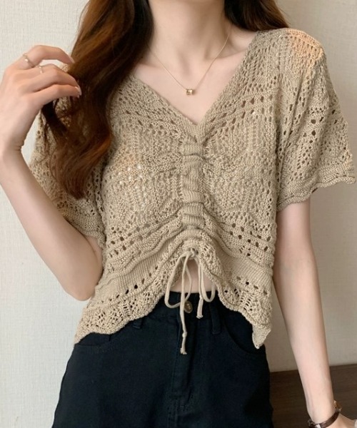 .KOM(ドットコム)の「A'GEM/9 × .kom『.kom/ドットケーオーエム』編みトップス(ニット/セーター・レディース・アイボリー/ライトピンク/ベージュ/ブラック/グリーン・FREE)」の4枚目の写真
