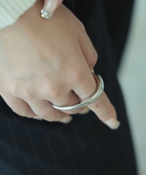 B:MING by BEAMS(ビーミングバイビームス)の「B:MING by BEAMS / フィンガーリング(リング・レディース・ゴールド/シルバー・ONE SIZE)」の3枚目の写真