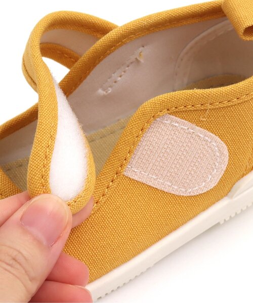 BREEZE（ブリーズ）の「上履き（スリッポン・キッズ・ベージュ/チャコール/イエロー/ブルー・14/15 /16/17/18/19）」の13枚目の写真