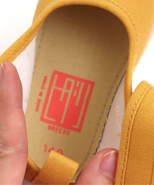 BREEZE（ブリーズ）の「上履き（スリッポン・キッズ・ベージュ/チャコール/イエロー/ブルー・14/15 /16/17/18/19）」の14枚目の写真