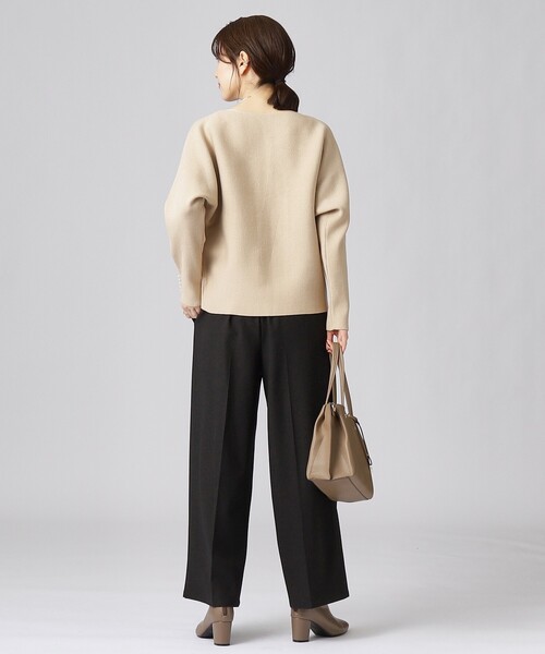 DRESKIP（ドレスキップ）の「◆【セットアップ可／洗える】上品でフェミニンな ドルマンニット【ここちイージー】（ニット/セーター・レディース・ブラック/イエロー系その他/サンドベージュ/パープル系/ブルー/オフホワイト・02/03）」の9枚目の写真