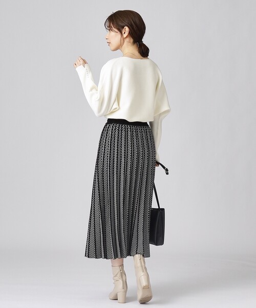 DRESKIP（ドレスキップ）の「◆【セットアップ可／洗える】上品でフェミニンな ドルマンニット【ここちイージー】（ニット/セーター・レディース・ブラック/イエロー系その他/サンドベージュ/パープル系/ブルー/オフホワイト・02/03）」の21枚目の写真