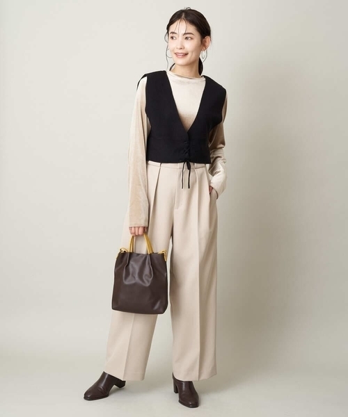 a.v.v(アーヴェヴェ)の「シンプルミニショルダー(ショルダーバッグ・レディース・ブラック/ブラウン/ライトグレー・38)」の9枚目の写真