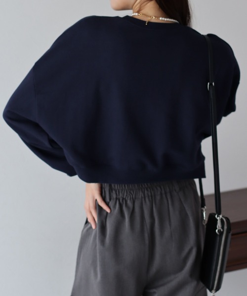 BLUEEAST（ブルーイースト）の「Lunaロゴ刺繍クロップドスウェット（スウェット・レディース・ネイビー/ベージュ/グレー・MEDIUM）」の7枚目の写真