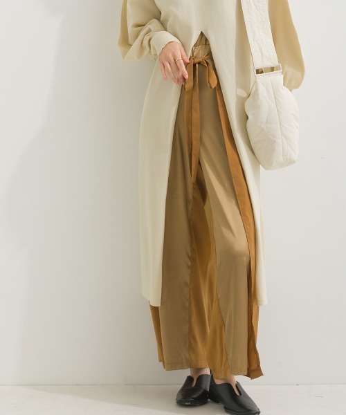 terrace(テラス)の「クロスファブリック×サテン クロスラップリボンサテンワイドパンツ(スラックス・レディース・チャコール/カーキ/ブラック/キャメル・MEDIUM)」の4枚目の写真