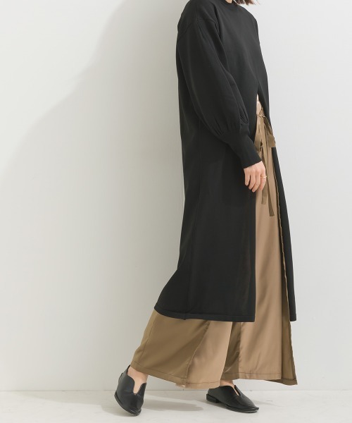terrace(テラス)の「クロスファブリック×サテン クロスラップリボンサテンワイドパンツ(スラックス・レディース・チャコール/カーキ/ブラック/キャメル・MEDIUM)」の1枚目の写真