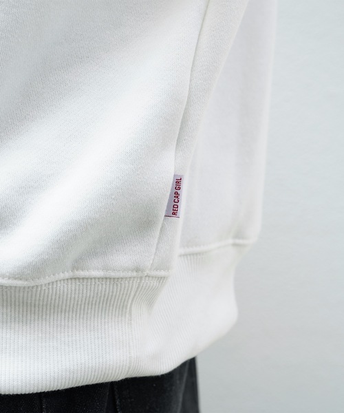 Red Cap Girl（レッドキャプガール）の「【RED CAP GIRL】イラストバックプリント刺繍 裏起毛プルオーバースウェット（スウェット・メンズ・グレー/ネイビー/チャコールグレー/カーキ/ホワイト/ブラック系その他/グレー系その他/ホワイト系その他・M/L）」の12枚目の写真