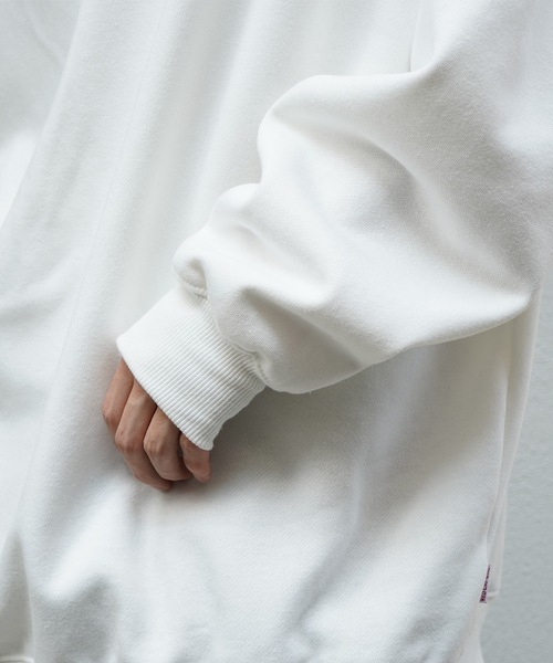 Red Cap Girl（レッドキャプガール）の「【RED CAP GIRL】イラストバックプリント刺繍 裏起毛プルオーバースウェット（スウェット・メンズ・グレー/ネイビー/チャコールグレー/カーキ/ホワイト/ブラック系その他/グレー系その他/ホワイト系その他・M/L）」の11枚目の写真