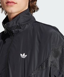新品M adidas Rekive ナイロントラックジャケットHK7322 ADIDAS Rekive Track Jacket HK7322 - Shiekh