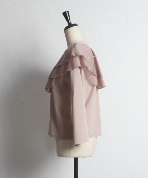 tocco closet(トッコ クローゼット)の「パール付きビックカラー切り替えカットプルオーバー【ZOZO限定カラーあり】(Tシャツ/カットソー・レディース・グレイッシュベージュ/ピンク/ブラック・M)」の10枚目の写真