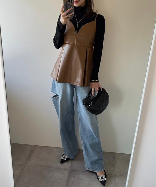 Bonjour Sagan(ボンジュールサガン)の「フェイクレザーペプラムビスチェキャミ(キャミソール・レディース・ブラウン/ブラック・FREE)」の17枚目の写真