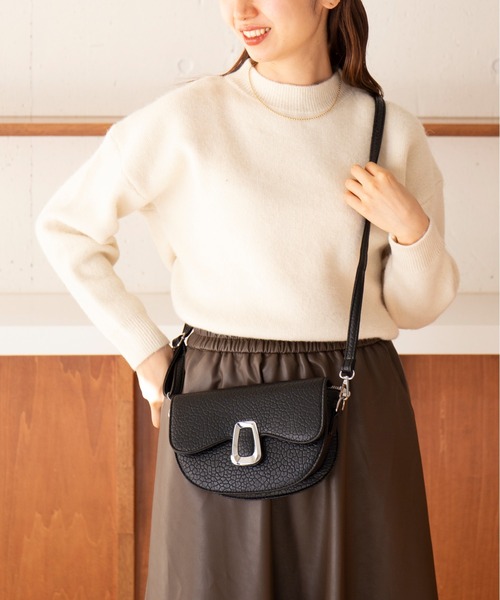 MAISON BREEZE(メゾンブリーズ)の「【MAISON BREEZE】クロコ風型 ハーフムーン ミニショルダー KNF049(ショルダーバッグ・レディース・シルバー/ブラウン/ブラック・FREE)」の5枚目の写真