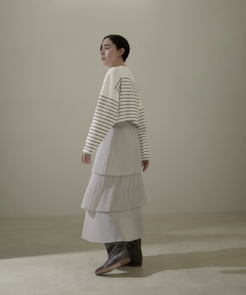 SALON adam et rope'(サロン アダム エ ロペ)の「スウェットライククロップドプルオーバー 無地/ボーダー【洗える】(Tシャツ/カットソー・レディース・ホワイト系その他3/サックスブルー/ブラック・FREE)」の5枚目の写真