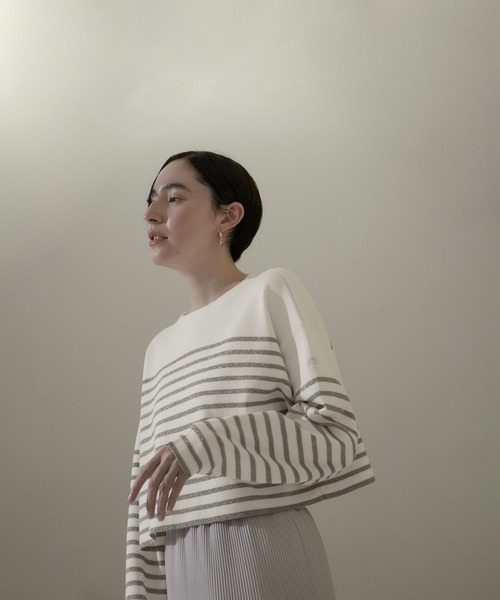 SALON adam et rope'(サロン アダム エ ロペ)の「スウェットライククロップドプルオーバー 無地/ボーダー【洗える】(Tシャツ/カットソー・レディース・ホワイト系その他3/サックスブルー/ブラック・FREE)」の10枚目の写真