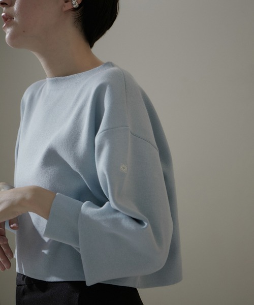 SALON adam et rope'(サロン アダム エ ロペ)の「スウェットライククロップドプルオーバー 無地/ボーダー【洗える】(Tシャツ/カットソー・レディース・ホワイト系その他3/サックスブルー/ブラック・FREE)」の12枚目の写真