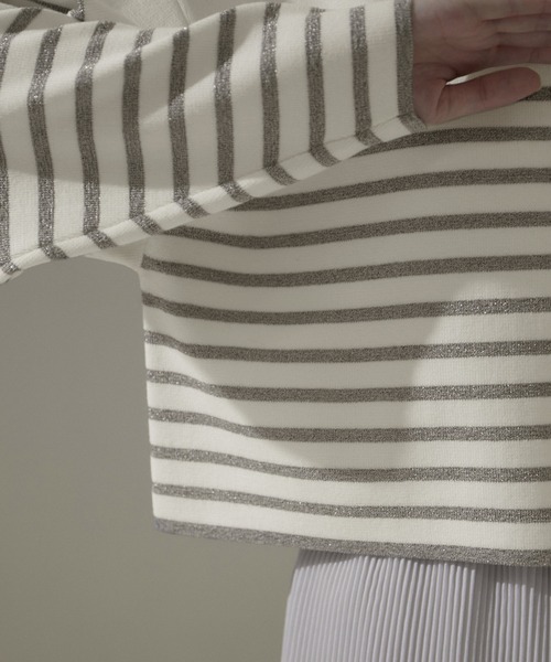 SALON adam et rope'(サロン アダム エ ロペ)の「スウェットライククロップドプルオーバー 無地/ボーダー【洗える】(Tシャツ/カットソー・レディース・ホワイト系その他3/サックスブルー/ブラック・FREE)」の19枚目の写真