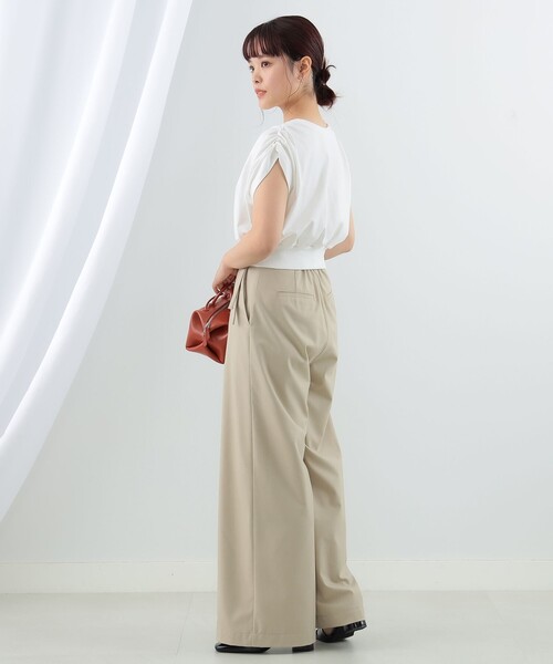 Ray BEAMS（レイビームス）の「Ray BEAMS / ハトメネック フレンチスリーブ Tシャツ（Tシャツ/カットソー・レディース・ブラック/ホワイト・ONE SIZE）」の9枚目の写真