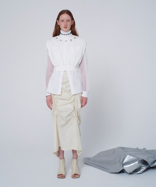 Ray BEAMS（レイビームス）の「Ray BEAMS / ハトメネック フレンチスリーブ Tシャツ（Tシャツ/カットソー・レディース・ブラック/ホワイト・ONE SIZE）」の3枚目の写真