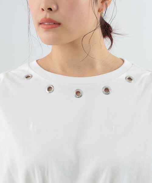 Ray BEAMS（レイビームス）の「Ray BEAMS / ハトメネック フレンチスリーブ Tシャツ（Tシャツ/カットソー・レディース・ブラック/ホワイト・ONE SIZE）」の15枚目の写真