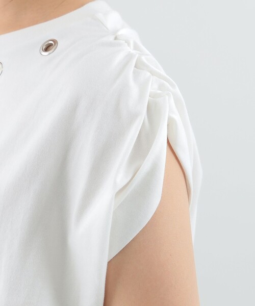 Ray BEAMS（レイビームス）の「Ray BEAMS / ハトメネック フレンチスリーブ Tシャツ（Tシャツ/カットソー・レディース・ブラック/ホワイト・ONE SIZE）」の16枚目の写真