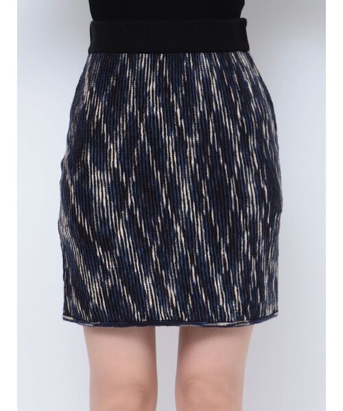 MURUA(ムルーア)の「グラデーションガーターニットミニスカート(スカート・レディース・ブラウン/ネイビー/マスタード・FREE)」の13枚目の写真